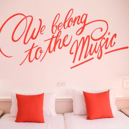 Lloret Vibe Affiliated By Fergus (Adults Only) Lloret de Mar Bagian luar foto