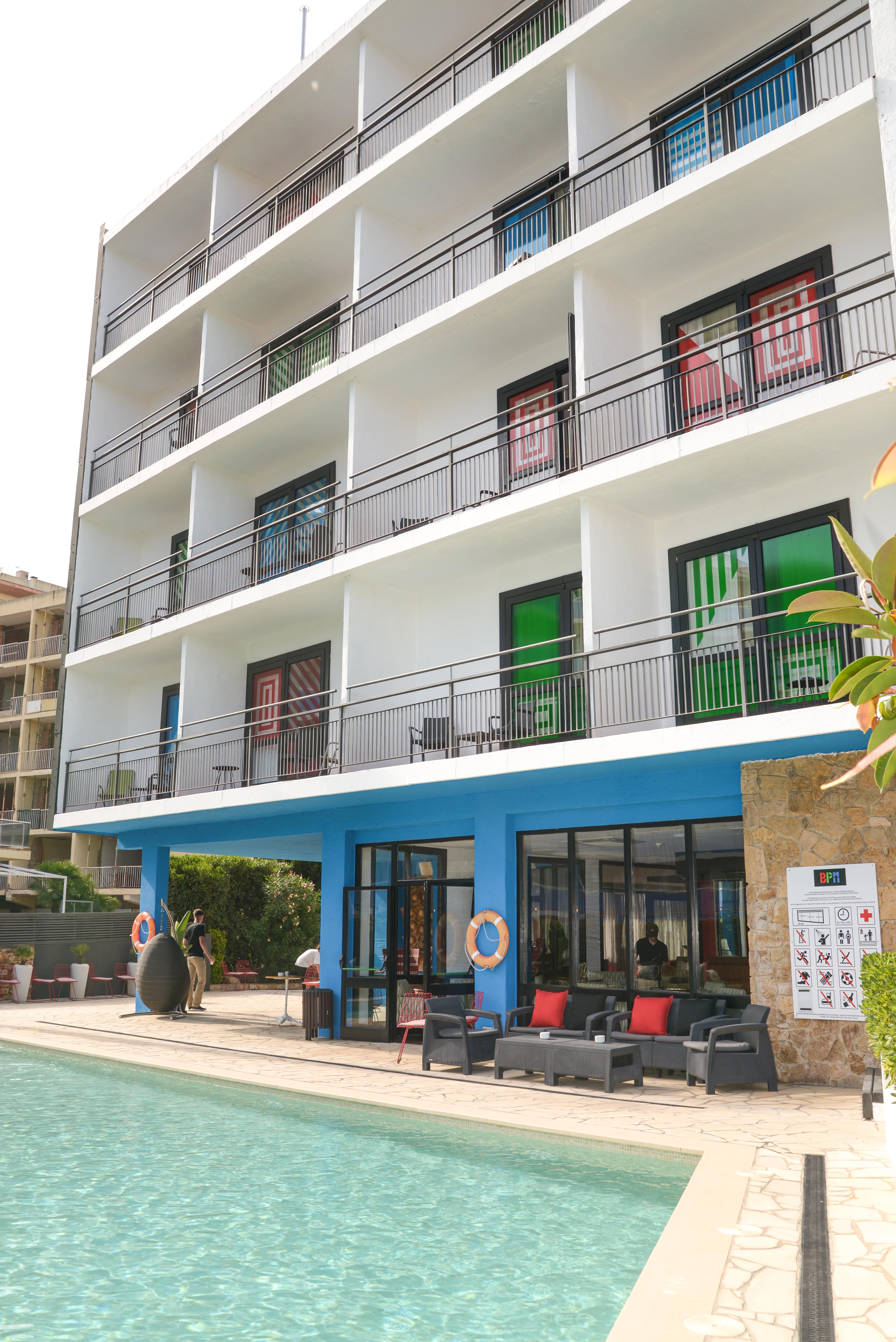 Lloret Vibe Affiliated By Fergus (Adults Only) Lloret de Mar Bagian luar foto