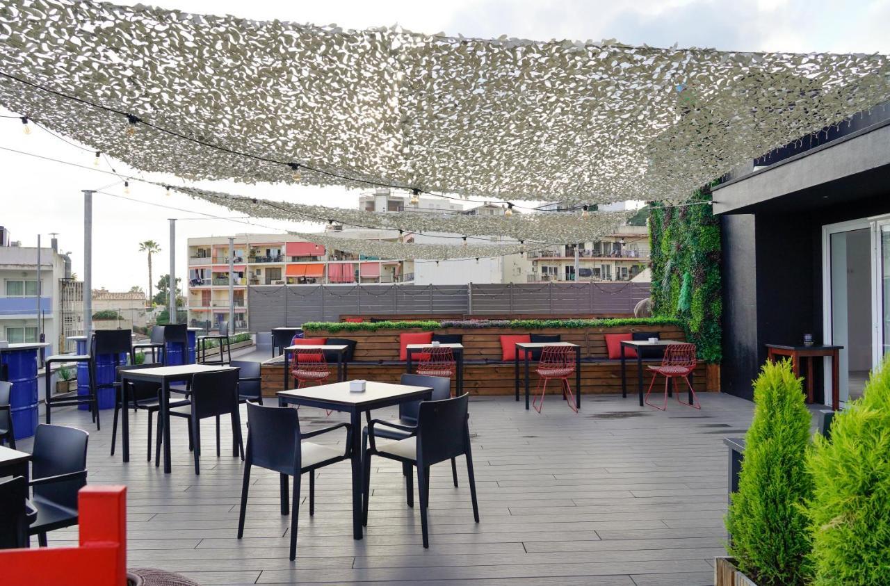 Lloret Vibe Affiliated By Fergus (Adults Only) Lloret de Mar Bagian luar foto