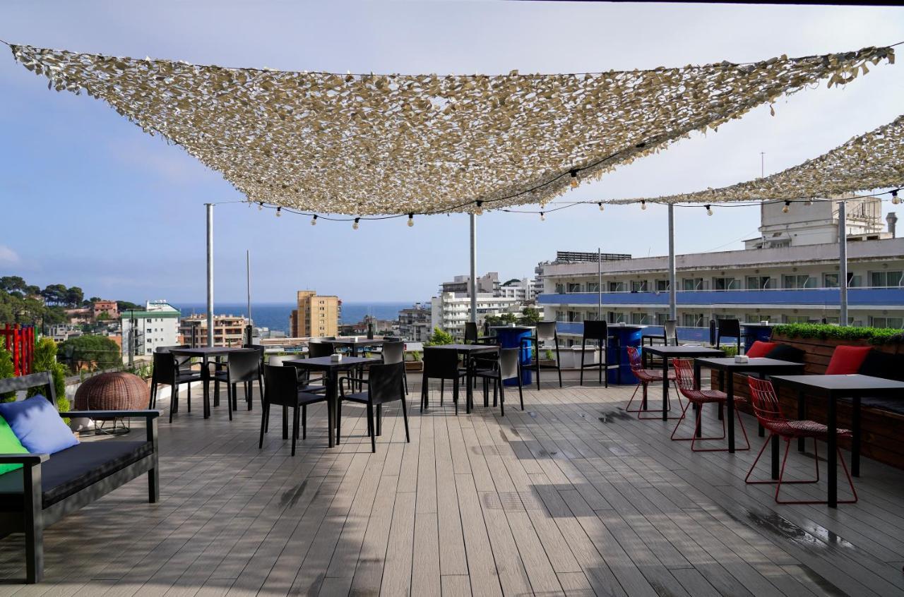 Lloret Vibe Affiliated By Fergus (Adults Only) Lloret de Mar Bagian luar foto