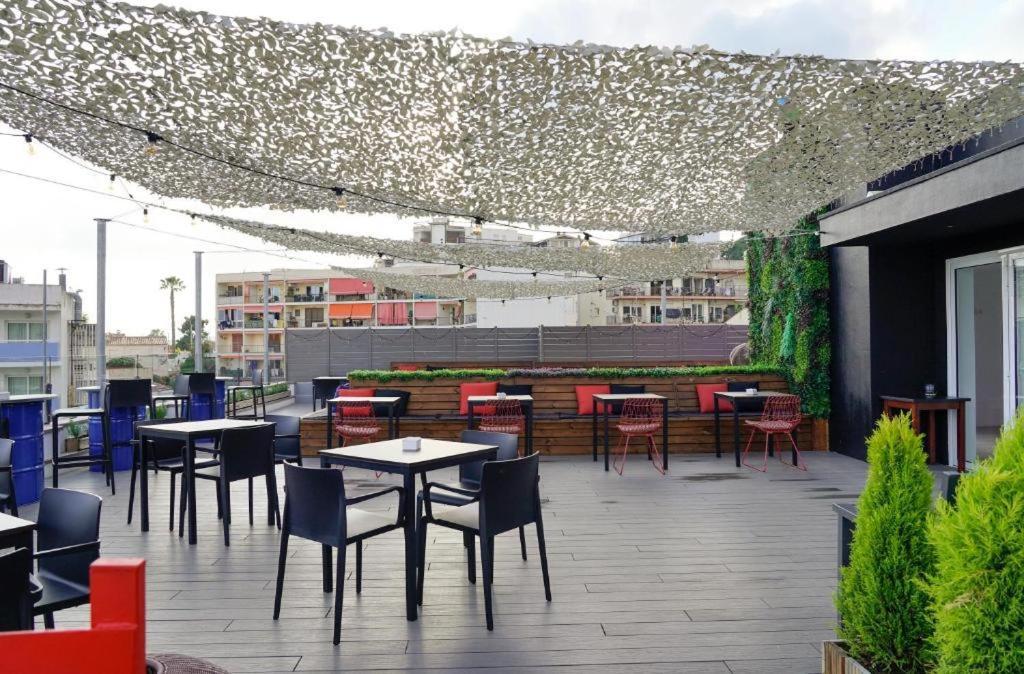 Lloret Vibe Affiliated By Fergus (Adults Only) Lloret de Mar Bagian luar foto